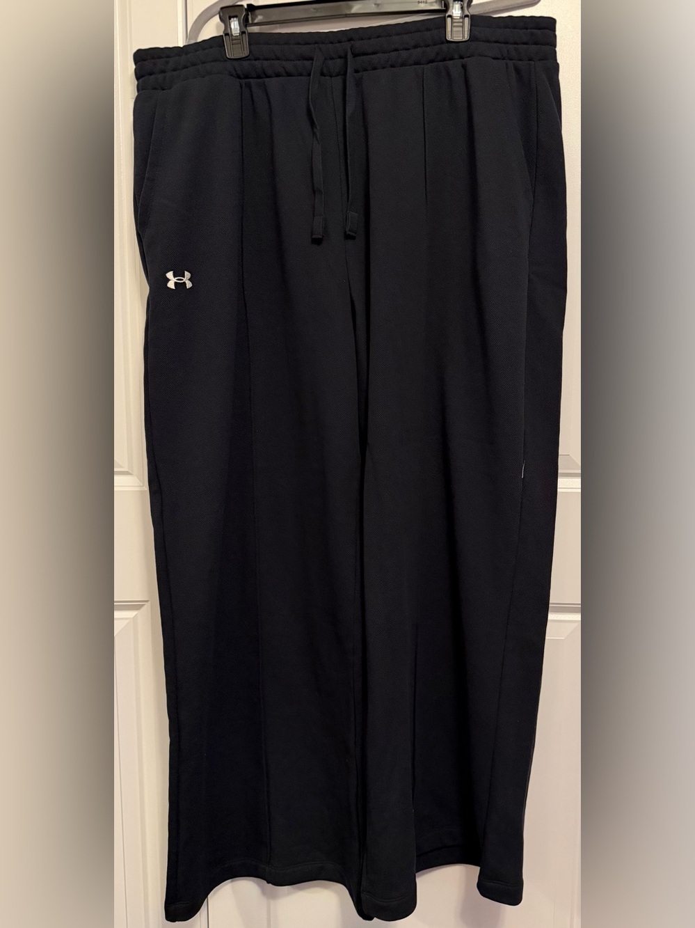 Under Armour Ladies Black Athletic Sweatpants